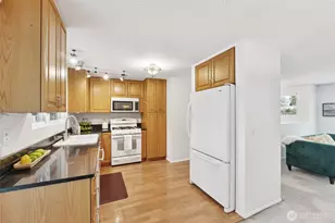 21312 NE 60th Pl, Redmond, WA 98053 - Photo 14