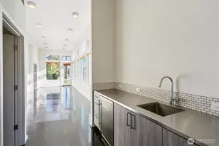 8501 14th Ave NW, Seattle, WA 98117 - Photo 12