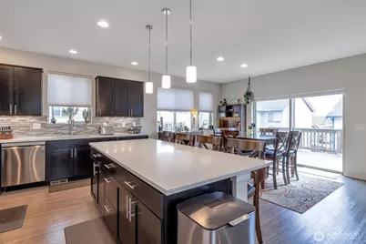 15817 SE 252nd Place, Covington, WA 98042 - Photo 10