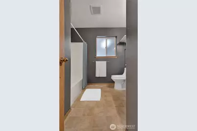 9744 57th Avenue S, Seattle, WA 98118 - Photo 26