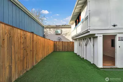 9744 57th Avenue S, Seattle, WA 98118 - Photo 30