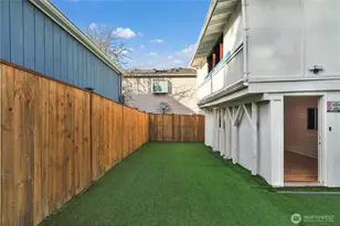 9744 57th Ave S, Seattle, WA 98118 - Photo 30