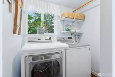 8407 121st Street East, Puyallup, WA 98373 - Photo 12