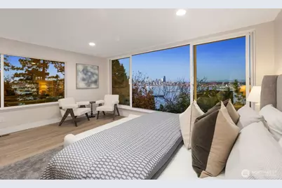 1701 41st Avenue SW, Seattle, WA 98116 - Photo 6