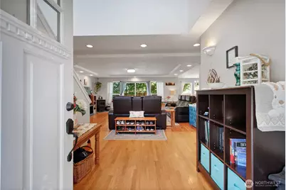 18025 26th Street Ct E, Lake Tapps, WA 98391 - Photo 4