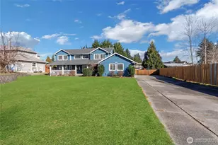 18025 26th St Ct E, Lake Tapps, WA 98391 - Photo 2