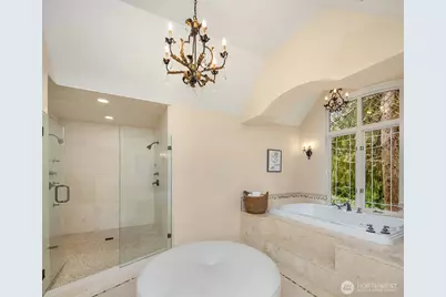 20450 NE 71st Street, Redmond, WA 98053 - Photo 22