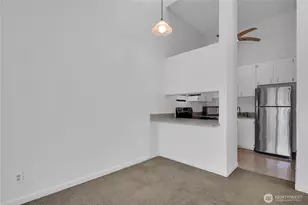 2937 76th Ave SE, Mercer Island, WA 98040 - Photo 4