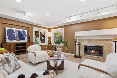 16605 SE 34th St, Bellevue, WA 98008 - Photo 22