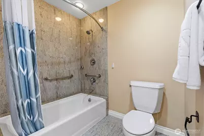 16605 SE 34th St, Bellevue, WA 98008 - Photo 14