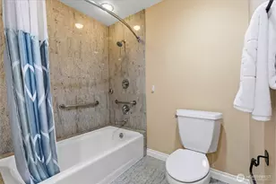 16605 SE 34th St, Bellevue, WA 98008 - Photo 14