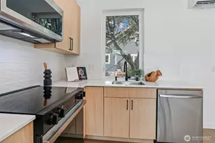 3442 B NW 65th St, Seattle, WA 98117 - Photo 6