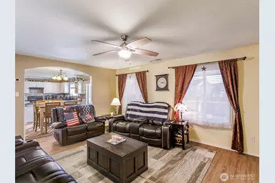 9983 Dragt Street SE, Yelm, WA 98597 - Photo 6