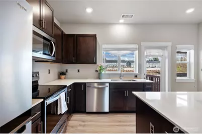 1621 Seattle Hill Road #JJ-3, Bothell, WA 98012 - Photo 12