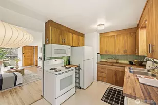 4616 SW Hudson St, Seattle, WA 98116 - Photo 12