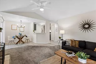 1009 112th Street SE, Everett, WA 98208 - Photo 4