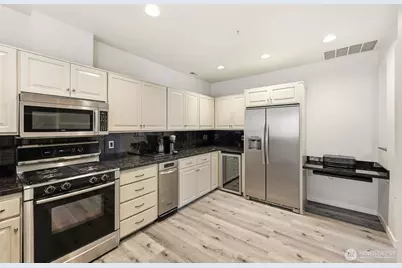 22005 6th Avenue S #312, Des Moines, WA 98198 - Photo 14