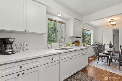 6120 Elaine Court, Bremerton, WA 98312 - Photo 10