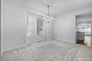 22616 SE 14th Pl, Sammamish, WA 98075 - Photo 4