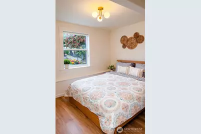 2025 S Ingersoll Pl, Seattle, WA 98144 - Photo 22