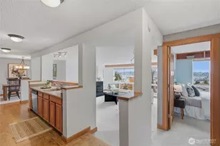 2500 W Manor Pl, Seattle, WA 98199 - Photo 6