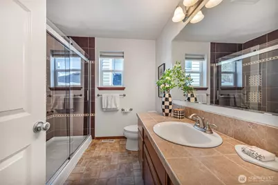 12863 NE 200th Place, Woodinville, WA 98072 - Photo 32