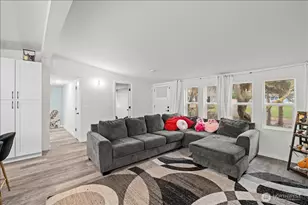 3105 253rd St Ct E, Spanaway, WA 98387 - Photo 10