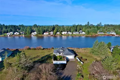 571 E Chance A La Mer NE, Ocean Shores, WA 98569 - Photo 2