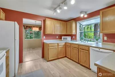 5512 Lakeland Hills Way SE, Auburn, WA 98092 - Photo 14