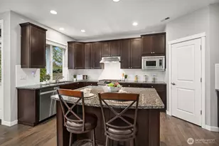 9414 Elm Ave SE, Snoqualmie, WA 98065 - Photo 10