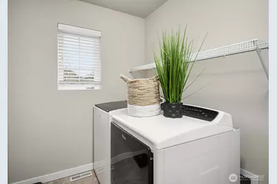 9414 Elm Avenue SE, Snoqualmie, WA 98065 - Photo 30