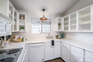 8521 S 259th St, Kent, WA 98030 - Photo 10