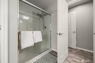 8422 28th St NE, Lake Stevens, WA 98258 - Photo 26