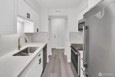 12520 NE 145th Street #E-33, Kirkland, WA 98034 - Photo 6