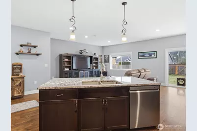 411 Hardefeldt Street SE, Orting, WA 98360 - Photo 10