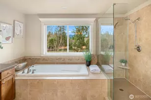 3043 259th Ct SE, Sammamish, WA 98075 - Photo 18