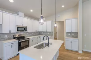 607 198th Ave Ct NW, Home, WA 98349 - Photo 8