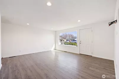 1634 S Wallace Street, Moses Lake, WA 98837 - Photo 6