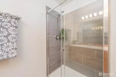 11 90th Avenue NE #A, Lake Stevens, WA 98258 - Photo 18