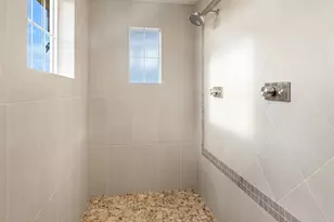 2440 NE Daphne St, Issaquah, WA 98029 - Photo 24