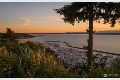 3442 B NW 65th Street, Seattle, WA 98117 - Photo 28