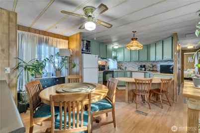 5703 113th Avenue E #66, Puyallup, WA 98372 - Photo 2