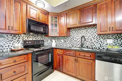 4308 NE Sunset Boulevard #T1, Renton, WA 98059 - Photo 10