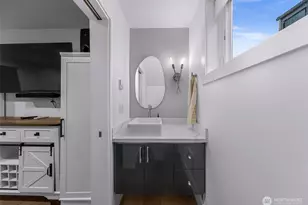 341 NW 90th St, Seattle, WA 98117 - Photo 10