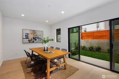 5252 23rd Avenue SW, Seattle, WA 98106 - Photo 8