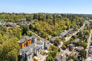 5252 23rd Ave SW, Seattle, WA 98106 - Photo 2