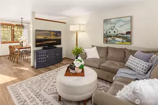 11925 Maplewood Ave, Edmonds, WA 98026 - Photo 8