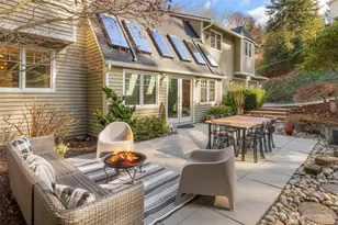 11925 Maplewood Ave, Edmonds, WA 98026 - Photo 2