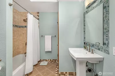 11925 Maplewood Avenue, Edmonds, WA 98026 - Photo 32