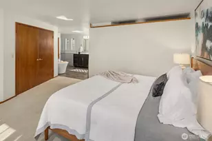 11925 Maplewood Ave, Edmonds, WA 98026 - Photo 24